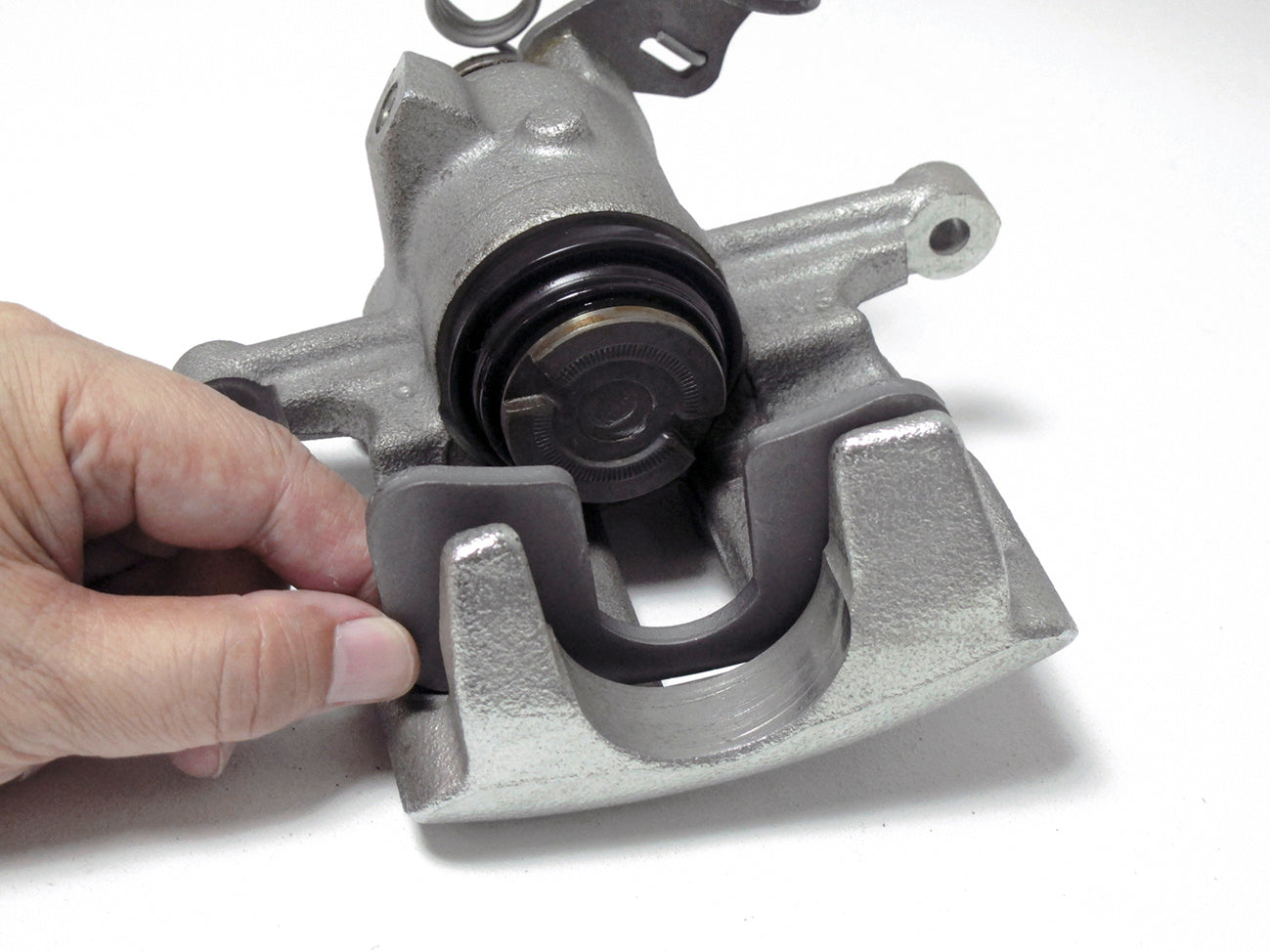 COFFRET REPOUSSE PISTONS