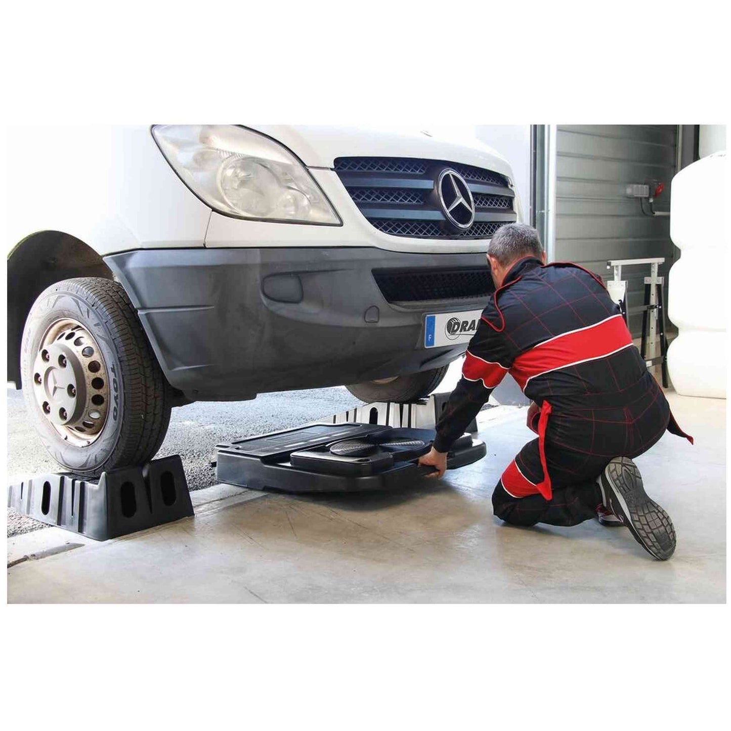 BAC DE VIDANGE 30L SUR ROUE