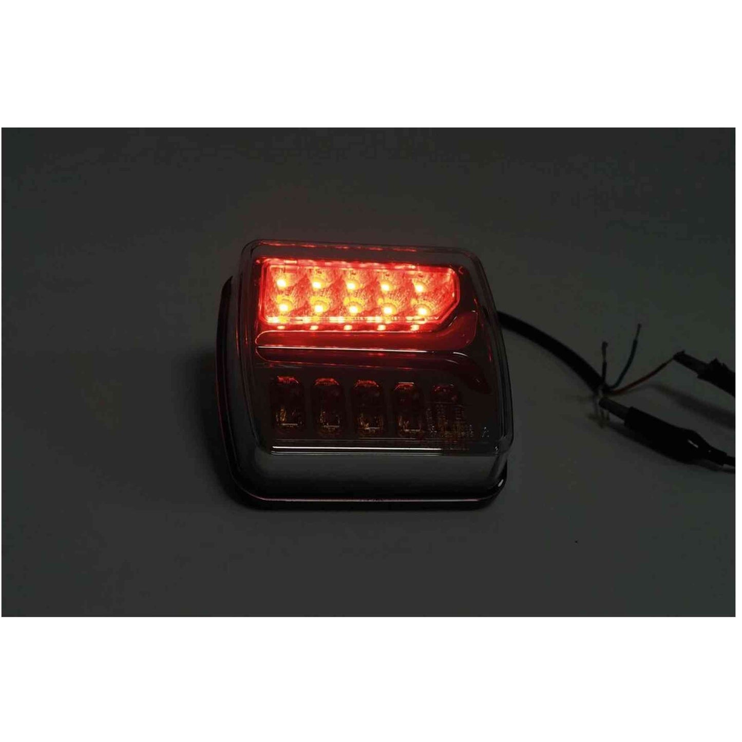 FEU ARRIERE LED 4 FONCTIONS DROIT