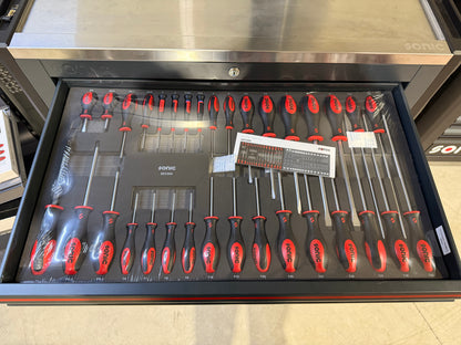 Servante S12 NEXT contenant 497 outils