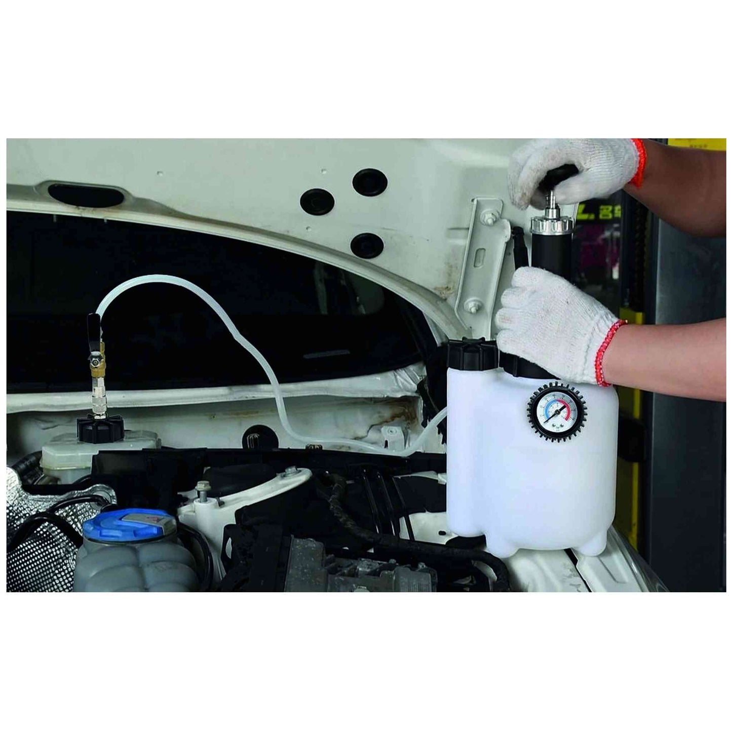PURGEUR DE CIRCUITS DE FREINS 3L AVEC BOUTEILLE DE RECUPERATION 1L