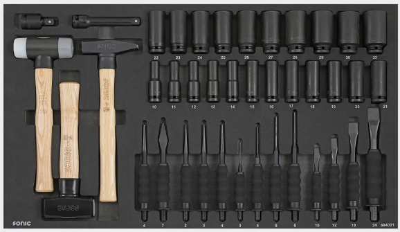 Servante S12 NEXT contenant 575 outils