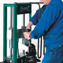 Compresseur de ressort pneumatique sur roues MacPherson
